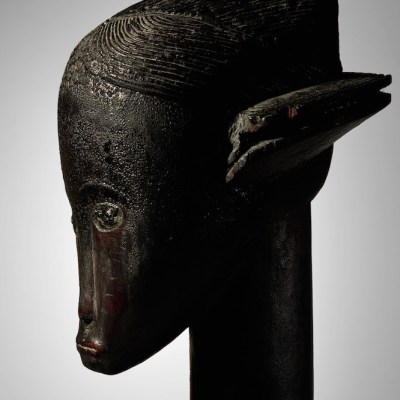 Reliquary head (19th century), Fang people, central Africa.
