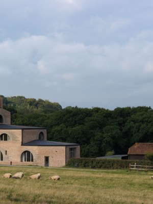 Nithurst Farm in West Sussex, designed by Adam Richards and completed in 2019.