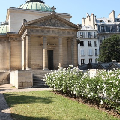 The Chapelle Expiatoire (chapel of atonement) in Paris. Photo: Gilles Target/Photo 12/Alamy Stock Photo
