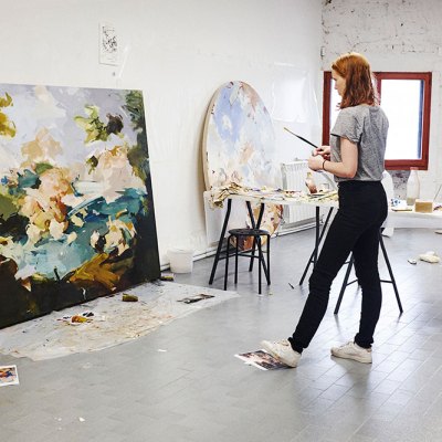 Flora Yukhnovich.