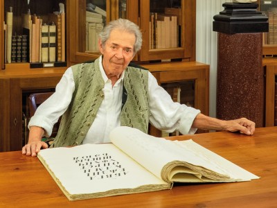 Franco Maria Ricci, photographed in the library of his home near the Labirinto della Masone in Fontanellato, near Parma, in July 2019.