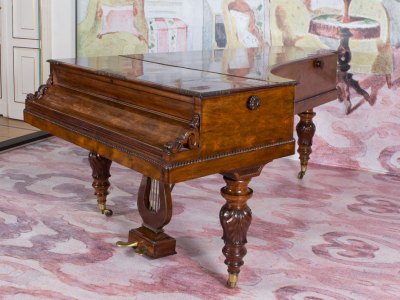 Chopin’s last piano, a wing piano manufactured by Ignace Pleyel & Companie, Paris (1848). Fryderyk Chopin Museum, Warsaw