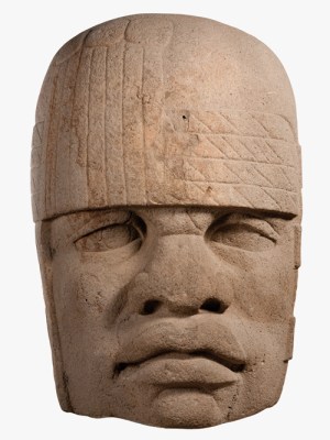 Colossal head 4 (1200–900 BC), Olmec, Mexico. Museo de Antropología de Xalapa.