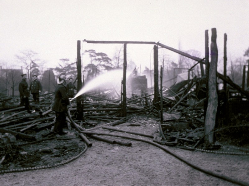 The Refreshment Pavilion at Kew Gardens after it was burned down by suffragettes in February 1913.