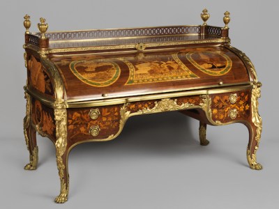 Roll-top desk (c. 1770), cabinetwork by Jean-Henri Riesener, model designed by Jean-François Oeben