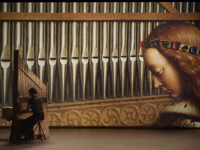 La Tentation du réel, l'Agneau mystique des frères Van Eyck (detail of film still; 2019), dir. by Jérôme Laffont and Joachim Thôme.