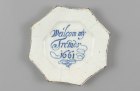 Delftware plate (1661). The Bryan Collection, Lake Bluff, Illinois.