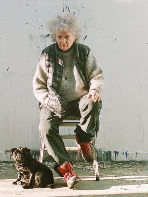 Maggi Hambling, photographed with her pug, Peggy, in November 2020.