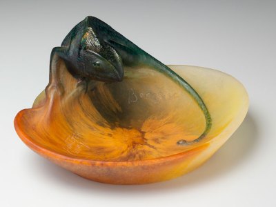 Small tray with a chameleon (c. 1920), designed by Henri Marie Joseph Bergé, manufactured by Victor Amalric Walter. Toledo Museum of Art