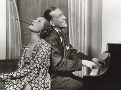 Noël Coward and Gertrude Lawrence in Private Lives (1931) at Times Square Theatre, New York.