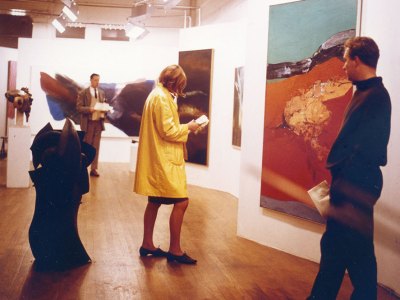 Installation view of ‘Painting & Sculpture of a Decade 54–64’, designed by Alison and Peter Smithson at the Tate Gallery, London, 1964.