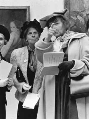 Dress circle: visitors to the Tate Gallery in 1957.