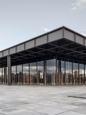 The Neue Nationalgalerie, Berlin, with Alexander Calder’s Têtes et Queue (1965).