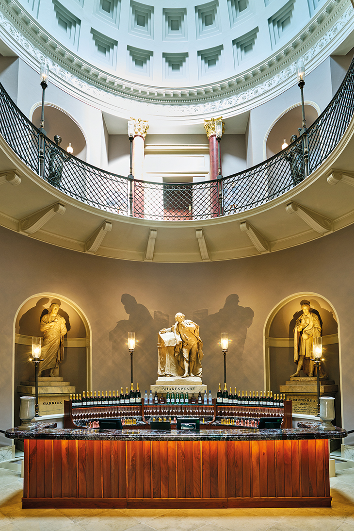 Benjamin Wyatt’s rotunda, with John Cheere’s 18th-century statue of Shakespeare supervising the bar.