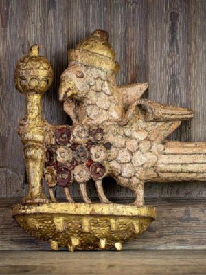 A carved-oak falcon that probably adorned Anne Boleyn's apartments at Hampton Court Palace. Photo: Paul Fitzsimmons/Marhamchurch Antiques