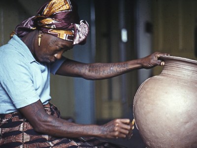 Photograph of Ladi Kwali taken by W.A. Ismay. Image courtesy of York Museums Trust (York Art Gallery)