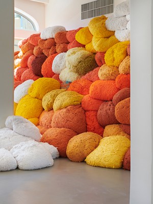 Saffron Sentinel (c. 2017) Sheila Hicks. Photo: © Noam Preisman