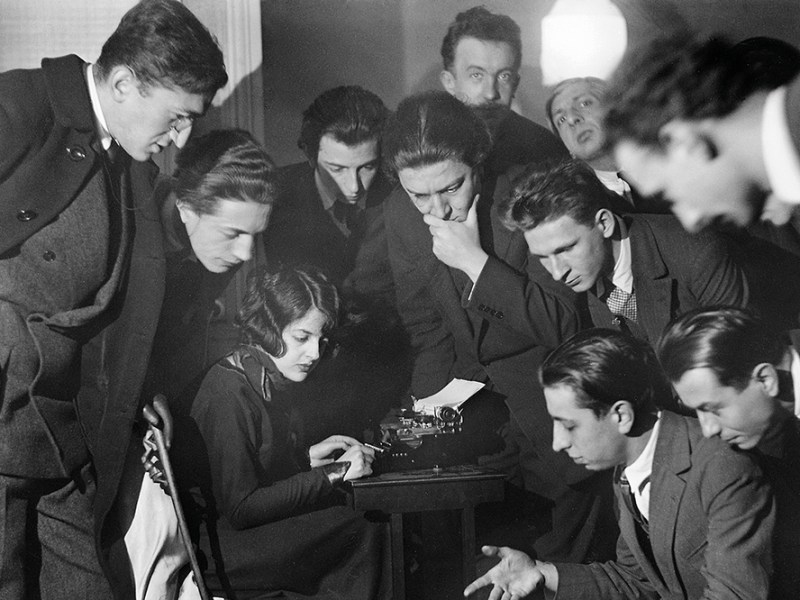 Waking Dream Seance: Surrealist Group,