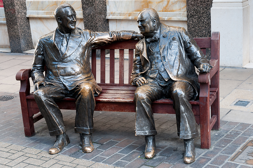 Why are so many public statues so disappointing?