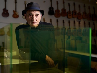 Larry Bell