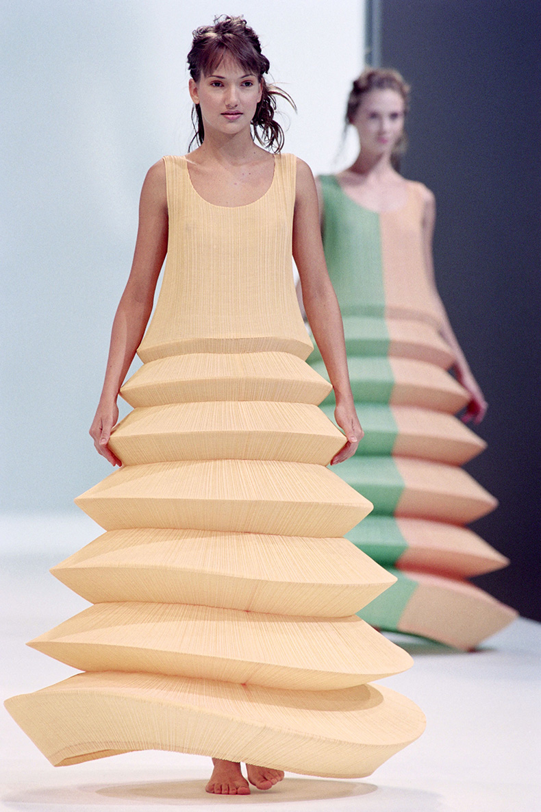 Avant-Garde Fashion Designer Issey Miyake Dies Aged 84