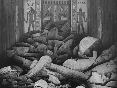 tomb-raiding