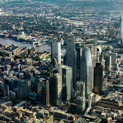 Render showing 55 Bishopsgate within the eastern cluster of the City of London.