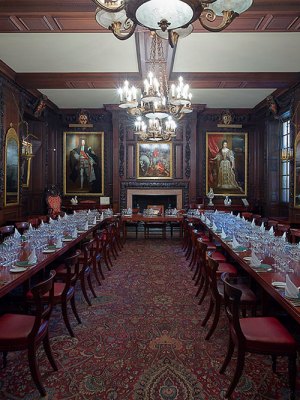 The court room at Vintners’ Hall in London