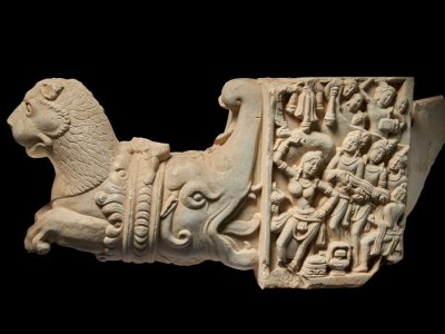 Gateway architrave with a lion, a makara and a scene of the birth of the Buddha (3rd–4th century CE), Department of Heritage, Telangana