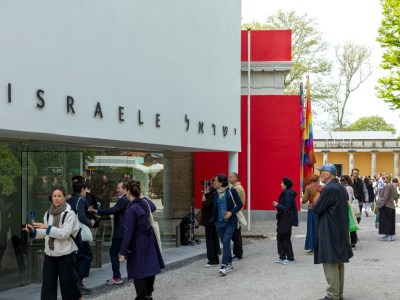 Hundreds of Venice Biennale participants call for Israel pavilion to be cancelled