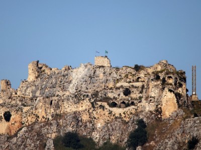 Israel captures 900-year-old castle in Lebanon
