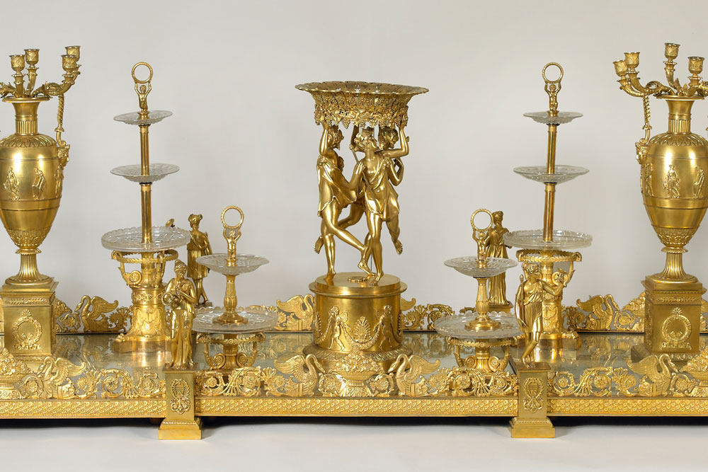 The evolution of the surtout de table