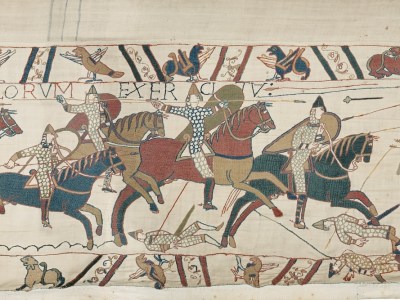 The rush to see the Bayeux Tapestry