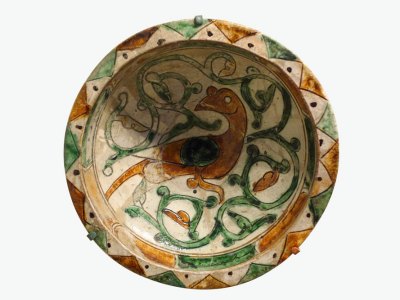 The forgers who remade Islamic ceramics