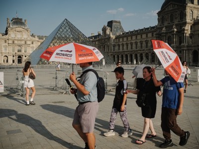 Heatwave in Europe forces some museums to close, others become havens