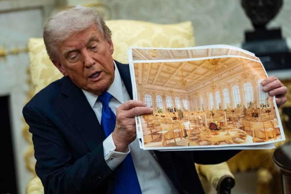 US appeals court blocks Trump’s ballroom