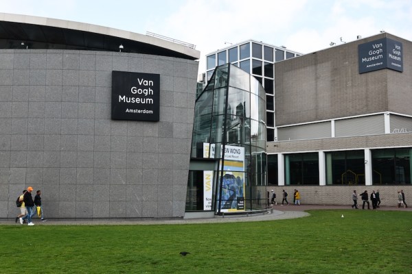 Van Gogh Museum reaches funding agreement with Dutch government