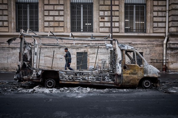 Art Basel Paris ends early, major museums to close ahead of Saturday protests